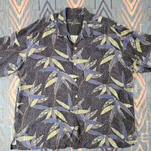 Tommy Bahama Navy and Olive‎ Tropical Print Shirt. #1302
